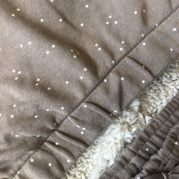 Pajama’s - Picture 6 of 7